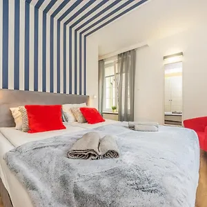  Apartament Bh Properties, Długa 69 Polska